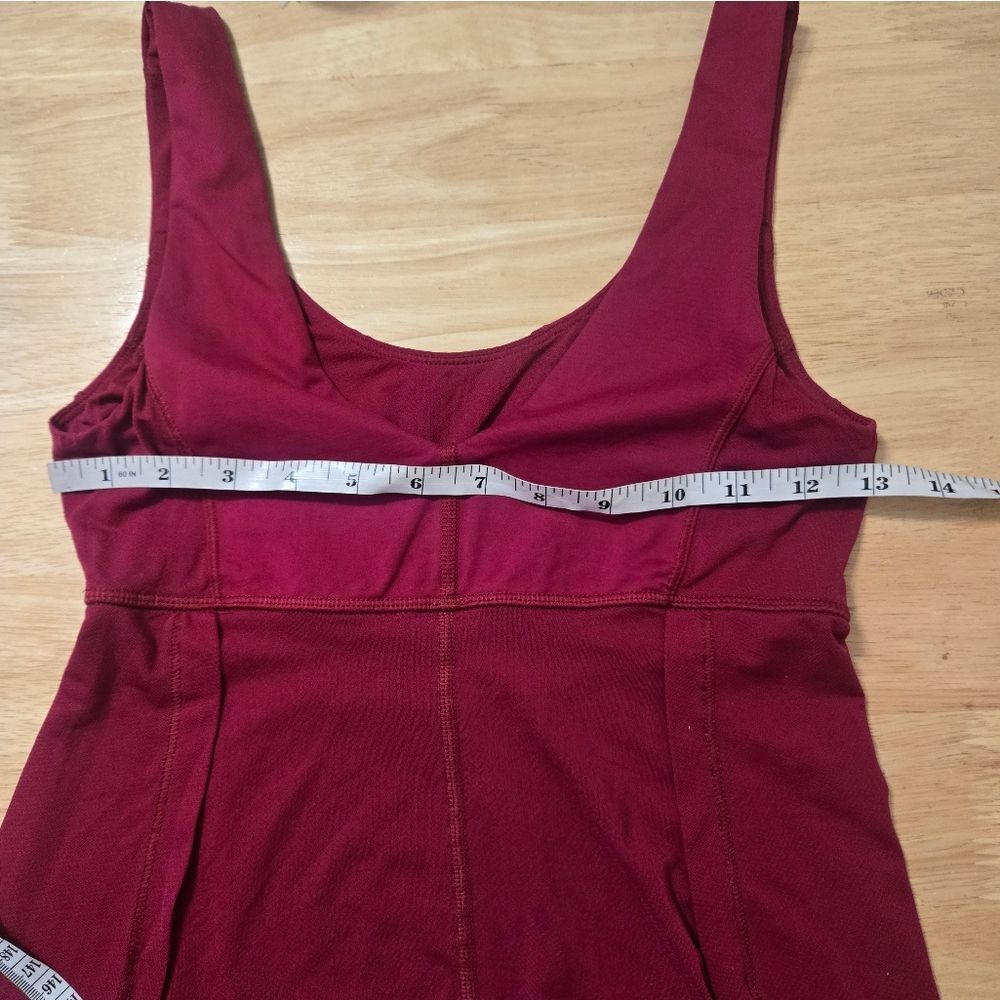 lululemon 2 Piece Bundle Capri And Tank - Picture 11 of 11